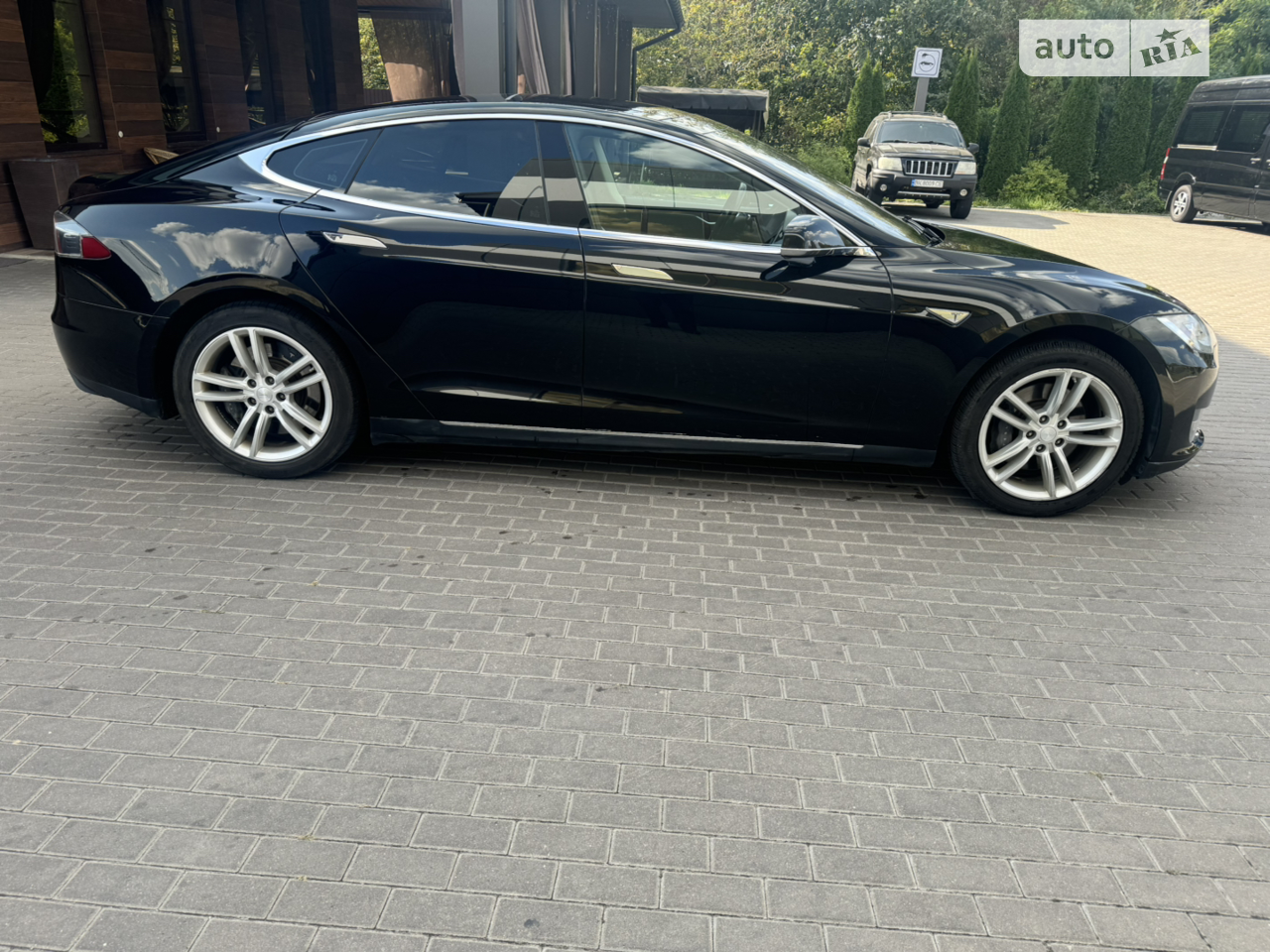 2014 Tesla Model S - мініатюра 17