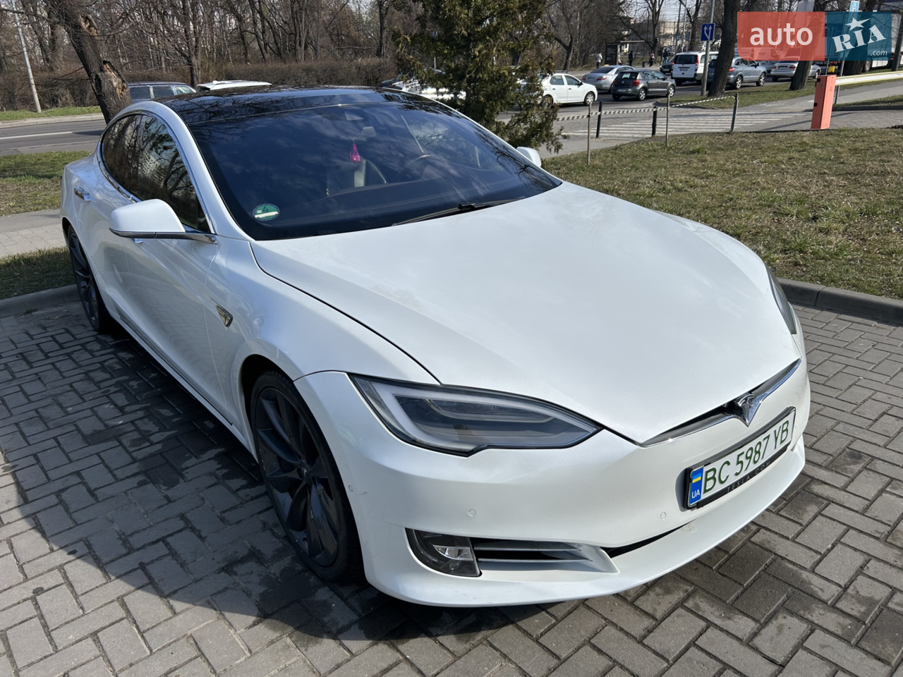 2016 Tesla Model S - мініатюра 18