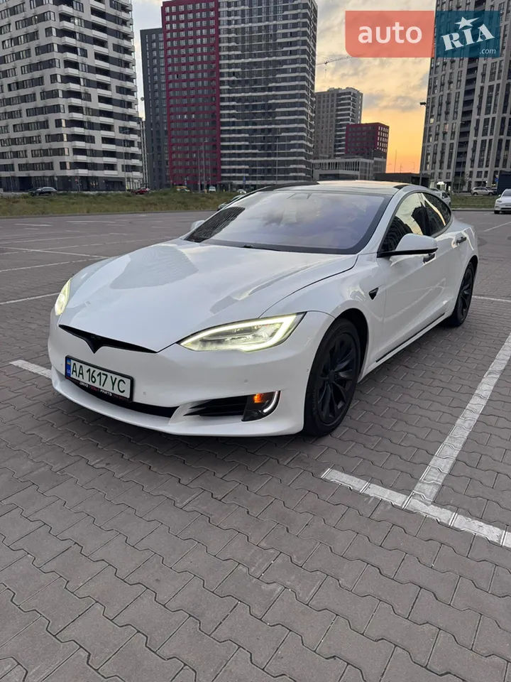 2018 Tesla Model S - мініатюра 12
