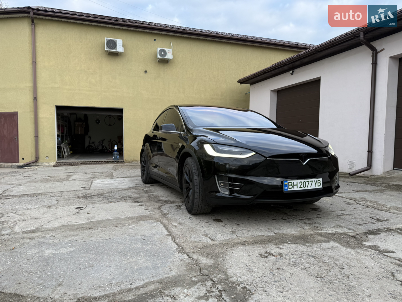 2016 Tesla Model X - мініатюра 28