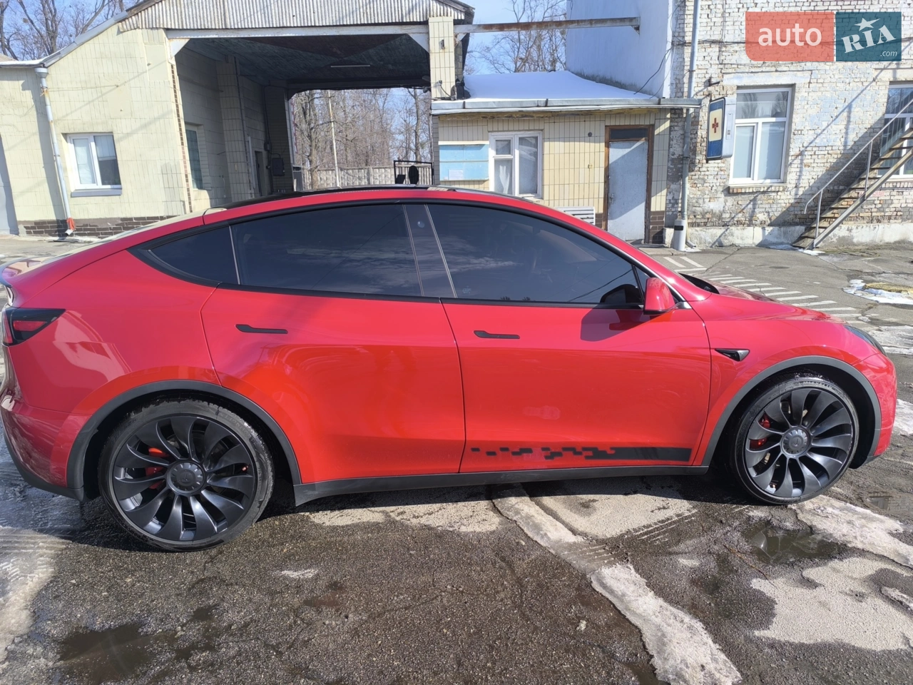 2022 Tesla Model Y - мініатюра 21