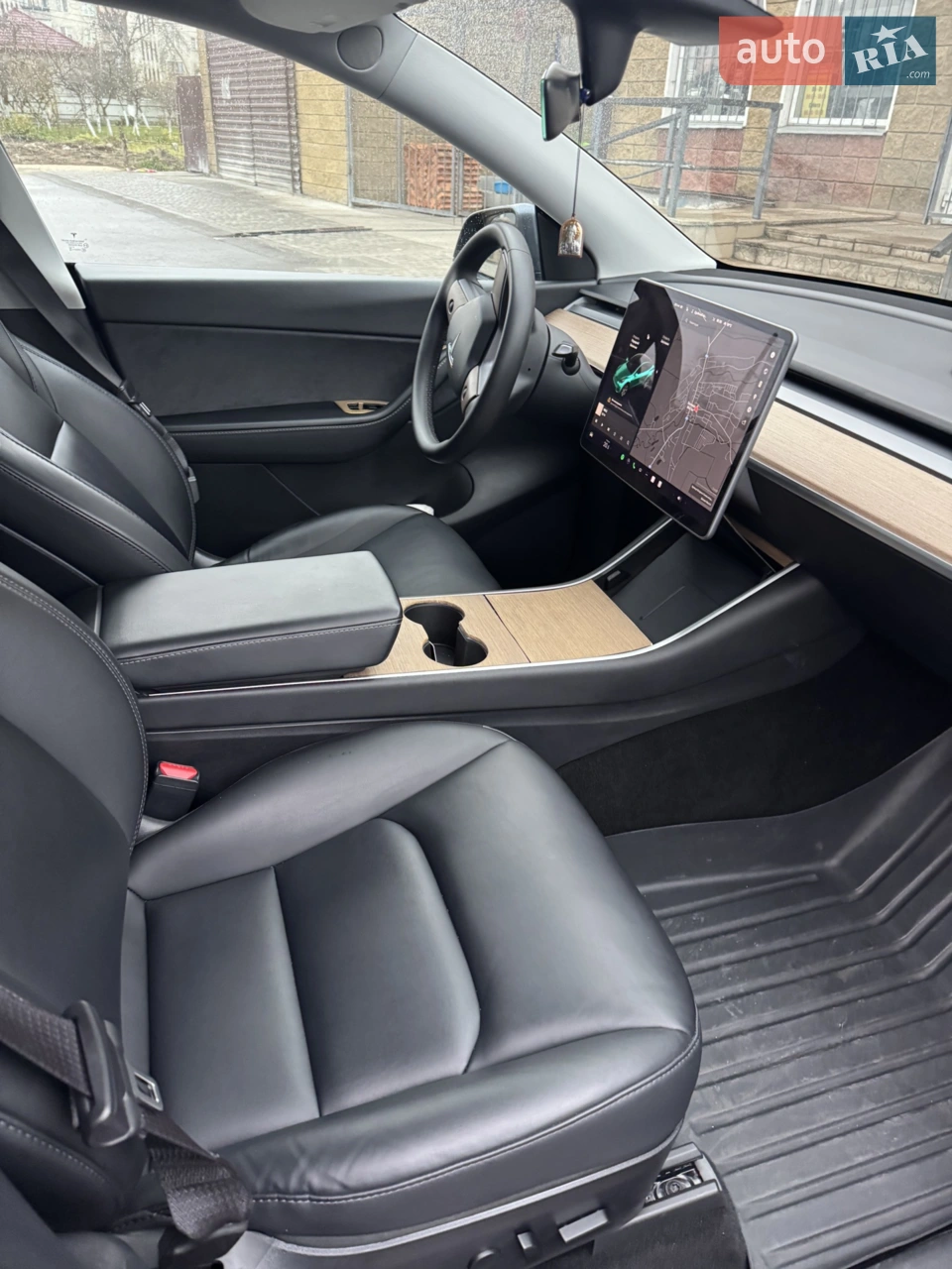 2020 Tesla Model Y - мініатюра 23
