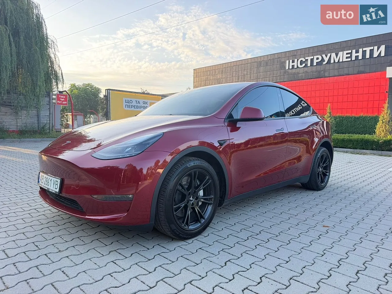 2024 Tesla Model Y - мініатюра 14