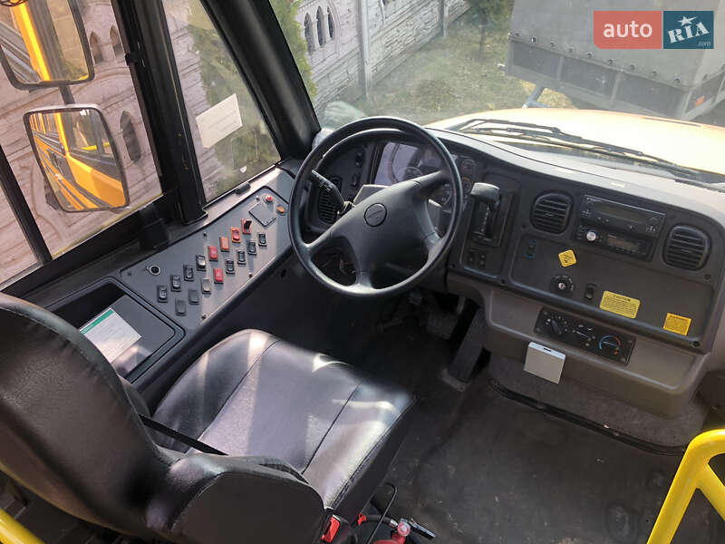 Туристический / Междугородний автобус Thomas Minotour 2016 в Вараше