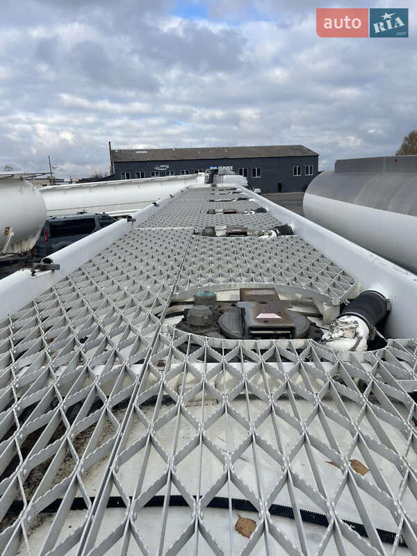 Цистерна Thompson Carmichael PT44/3 2005 в Березному фото 7 Цистерна Thompson Carmichael PT44/3 2005 в Березному