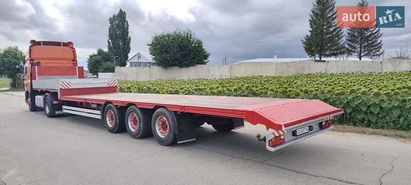 Низкорамна платформа Tirsan XS 2004 в Умані