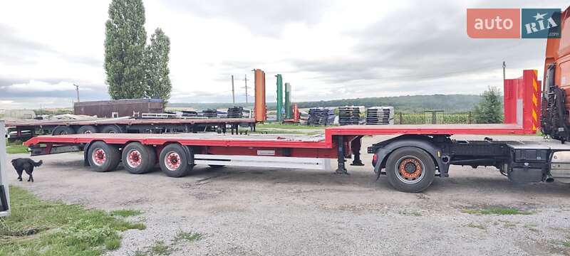 Низкорамна платформа Tirsan XS 2004 в Умані