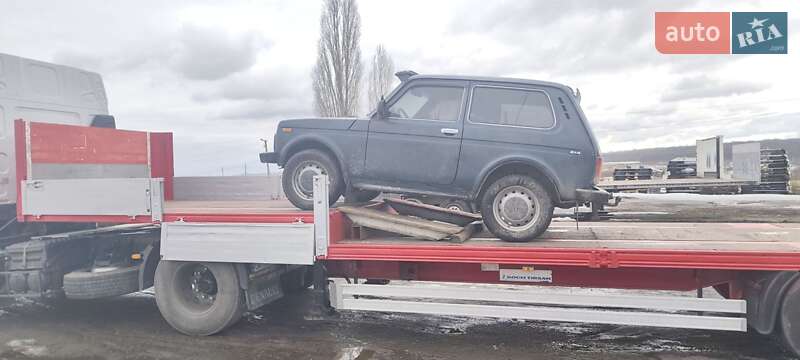 Низкорамная платформа Tirsan XS 2004 в Умани