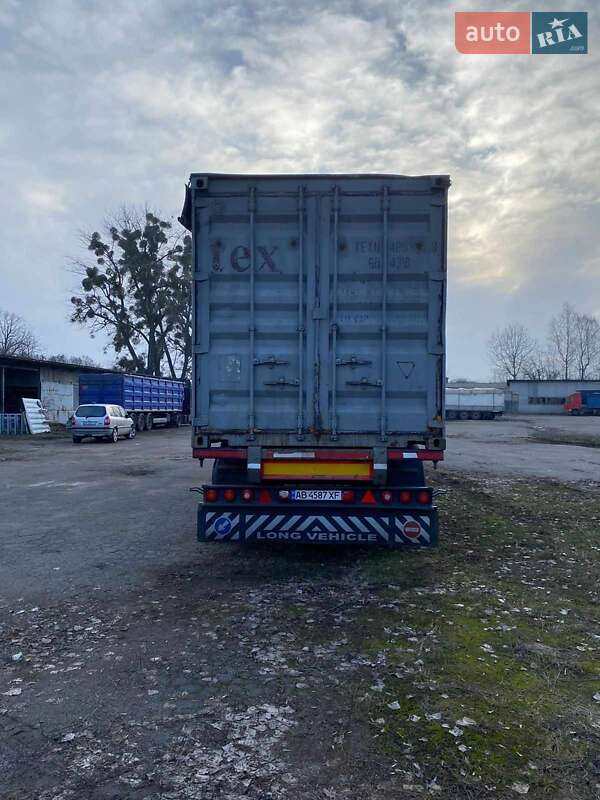 Контейнеровоз Titan CS3 2002 в Немирові