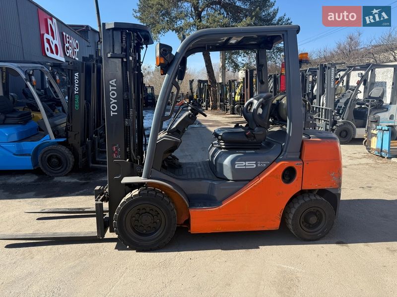 Toyota 02-2FG25 2018