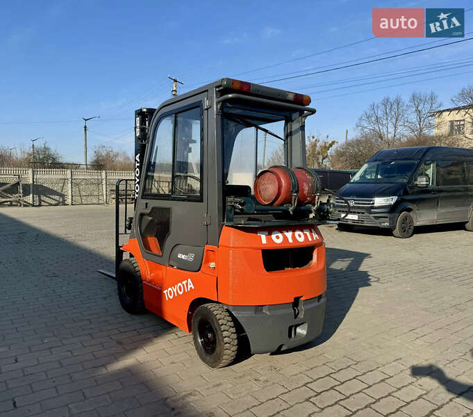 Вилочний навантажувач Toyota 02-7-FGF-15 2005 в Радомишлі фото 3 Вилочний навантажувач Toyota 02-7-FGF-15 2005 в Радомишлі