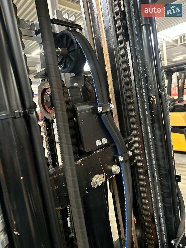 Вилочний навантажувач Toyota 02-7FGF30 2006 в Києві фото 17 Вилочний навантажувач Toyota 02-7FGF30 2006 в Києві