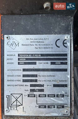 Вилочный погрузчик Toyota 02-7FGK40 2001 в 