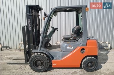 Вилочный погрузчик Toyota 02-8FDF 2019 в Киеве