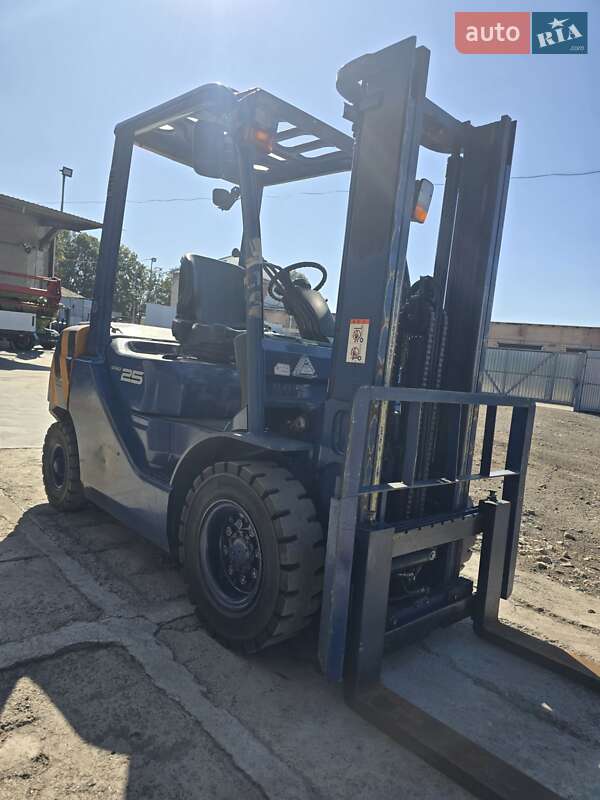 Вилочный погрузчик Toyota 02-8FG25 2006 в Тернополе