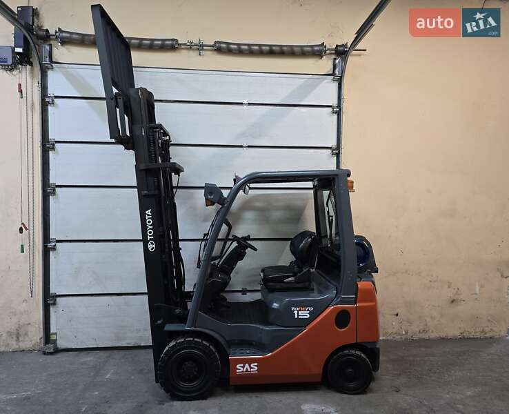 Вилочный погрузчик Toyota 02-8FGF15 2019 в Киеве