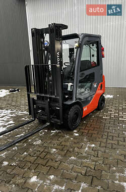 Вилочный погрузчик Toyota 02-8FGF15 2018 в Киеве