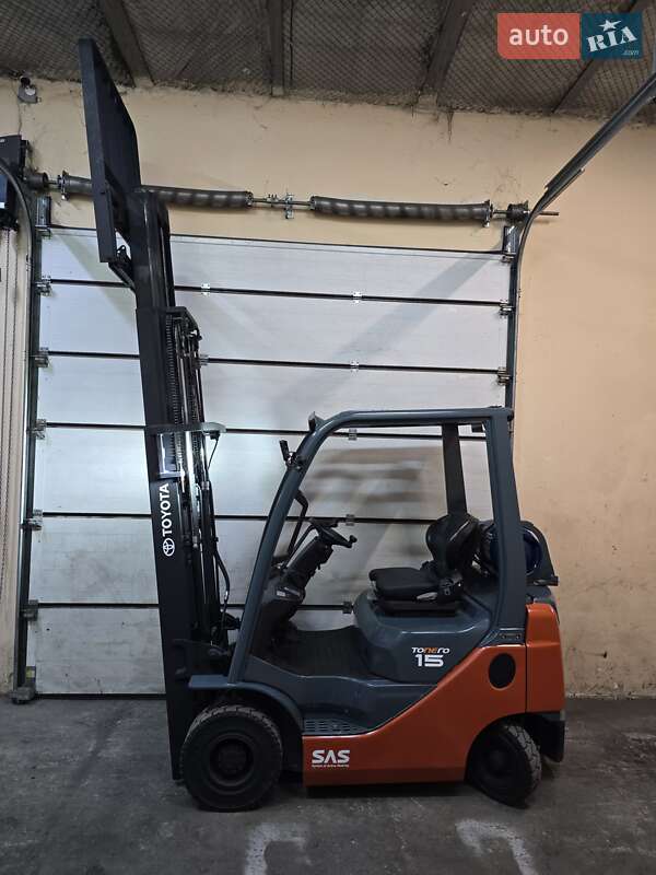 Вилочний навантажувач Toyota 02-8FGF15 2012 в Києві