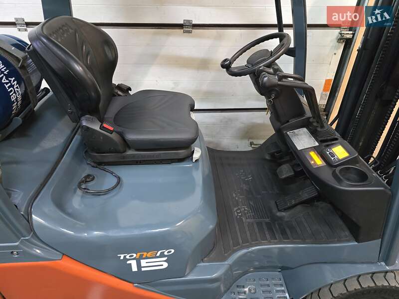 Вилочний навантажувач Toyota 02-8FGF15 2012 в Києві