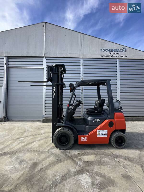 Toyota 02-8FGF25 2014