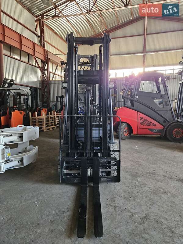 Вилочный погрузчик Toyota 02-8FGF25 2016 в Киеве фото 42 Вилочный погрузчик Toyota 02-8FGF25 2016 в Киеве