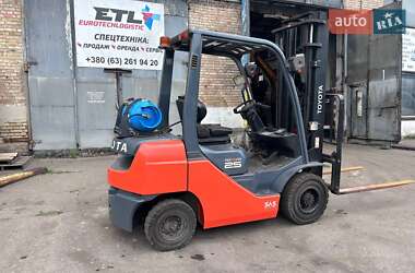 Вилочний навантажувач Toyota 02-8FGF25 2019 в  фото 8 Вилочний навантажувач Toyota 02-8FGF25 2019 в