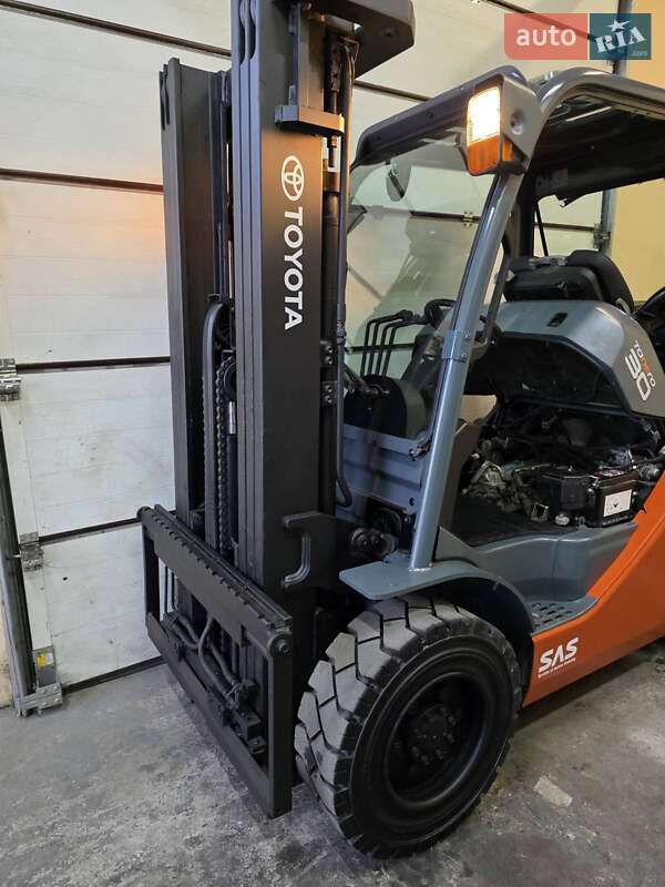 Вилочний навантажувач Toyota 02-8FGF30 2019 в Києві фото 15 Вилочний навантажувач Toyota 02-8FGF30 2019 в Києві