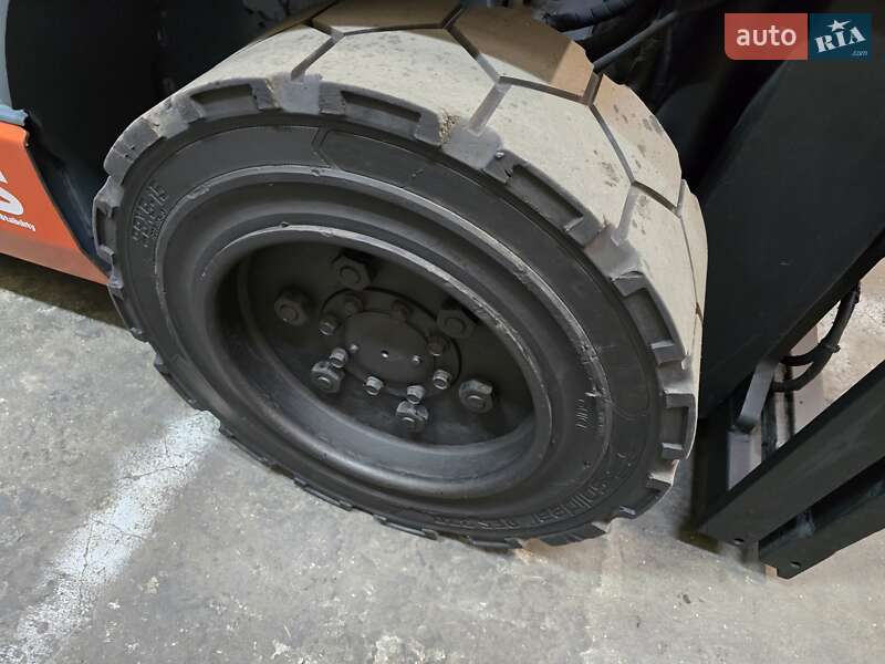 Вилочний навантажувач Toyota 02-8FGJF35 2008 в Києві