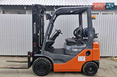 Вилочний навантажувач Toyota 32-8FG18 2018 в Києві