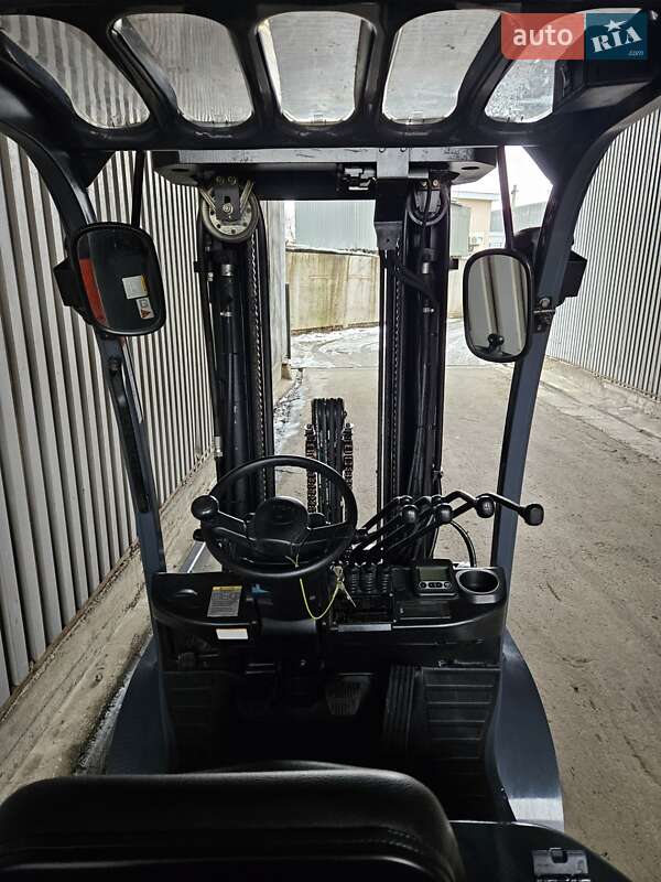 Вилочный погрузчик Toyota 32FG-25 2017 в Киеве