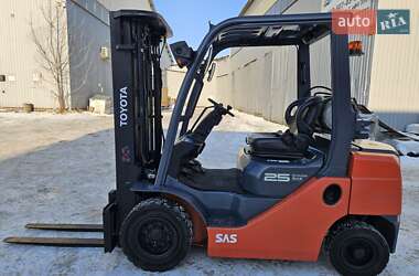 Вилочний навантажувач Toyota 32FG-25 2018 в Києві