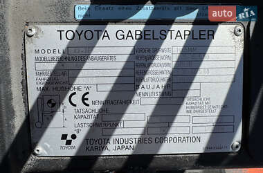 Вилочный погрузчик Toyota 42-7FDF35 2009 в 