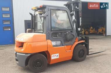 Вилочный погрузчик Toyota 42-7FDF35 2012 в Радехове