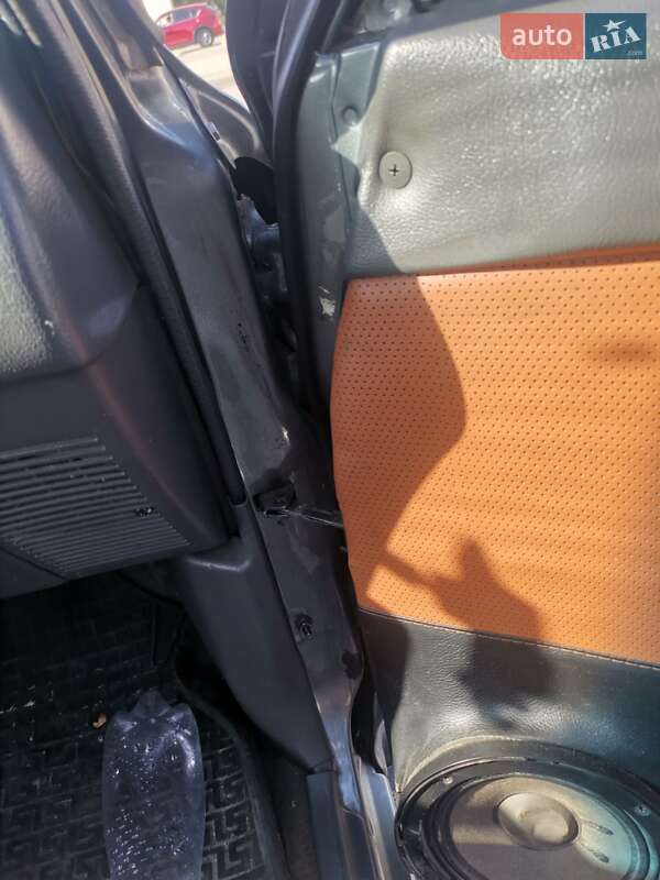 Позашляховик / Кросовер Toyota 4Runner 1995 в Одесі