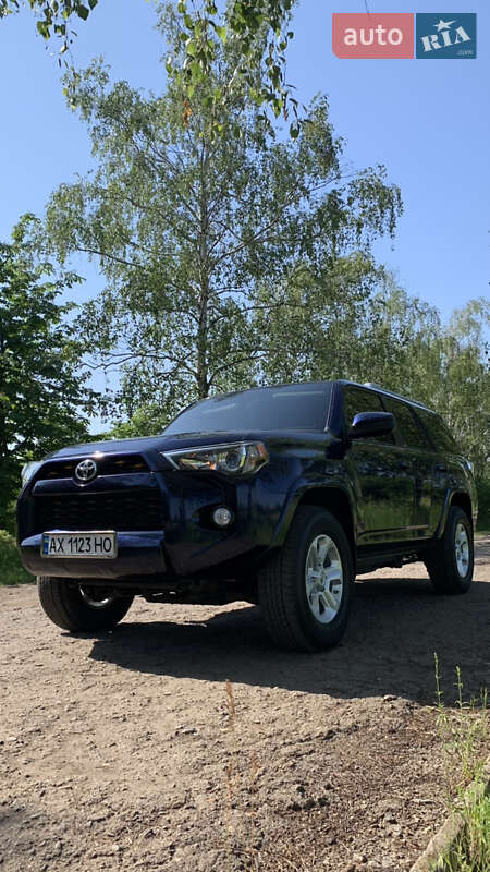 Внедорожник / Кроссовер Toyota 4Runner 2018 в Харькове