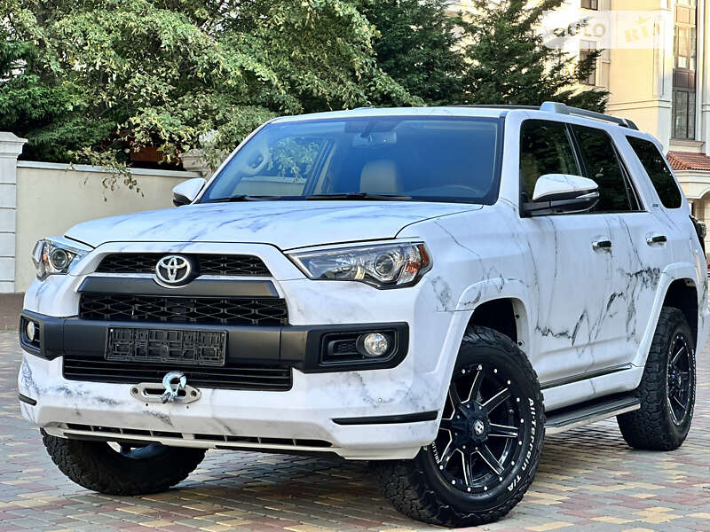 Продажа Toyota 4Runner в Казахстане