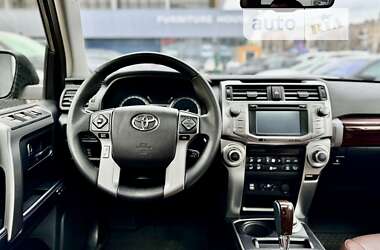 Позашляховик / Кросовер Toyota 4Runner 2018 в Києві