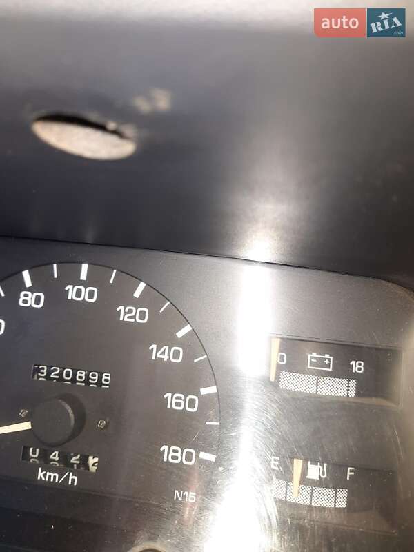 Внедорожник / Кроссовер Toyota 4Runner 1995 в Кегичевке