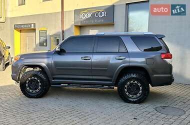 Позашляховик / Кросовер Toyota 4Runner 2013 в Івано-Франківську