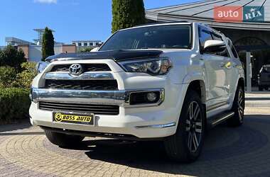 Внедорожник / Кроссовер Toyota 4Runner 2017 в Львове