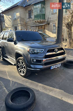 Позашляховик / Кросовер Toyota 4Runner 2014 в Києві