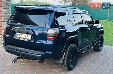 Внедорожник / Кроссовер Toyota 4Runner 2017 в 