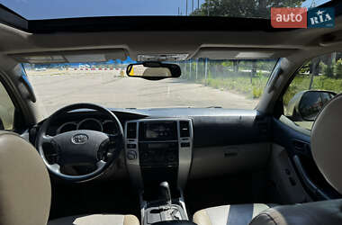 Позашляховик / Кросовер Toyota 4Runner 2004 в 