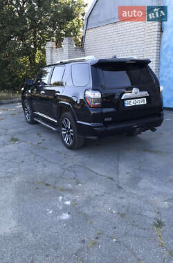 Внедорожник / Кроссовер Toyota 4Runner 2016 в 
