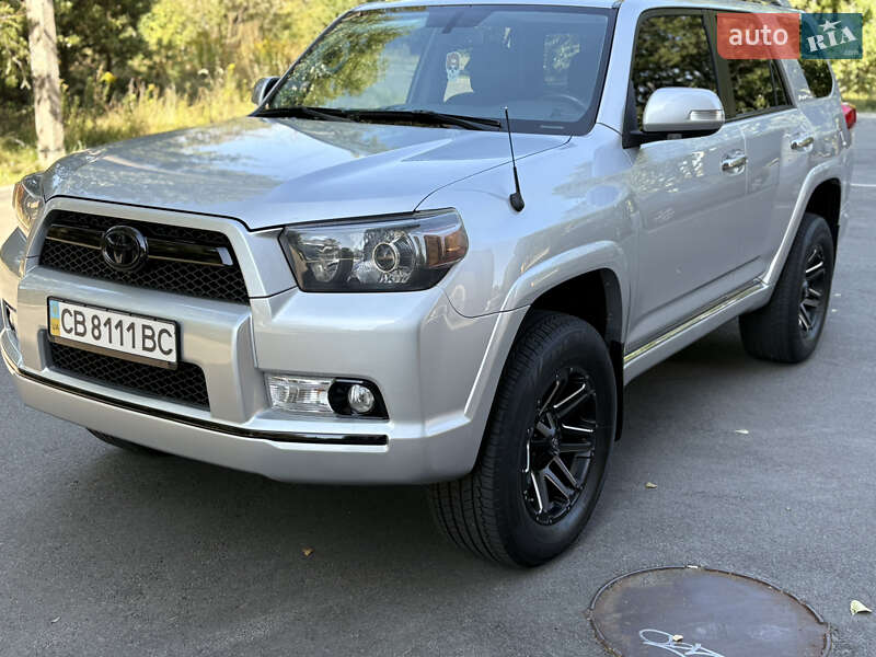 Внедорожник / Кроссовер Toyota 4Runner 2011 в Чернигове