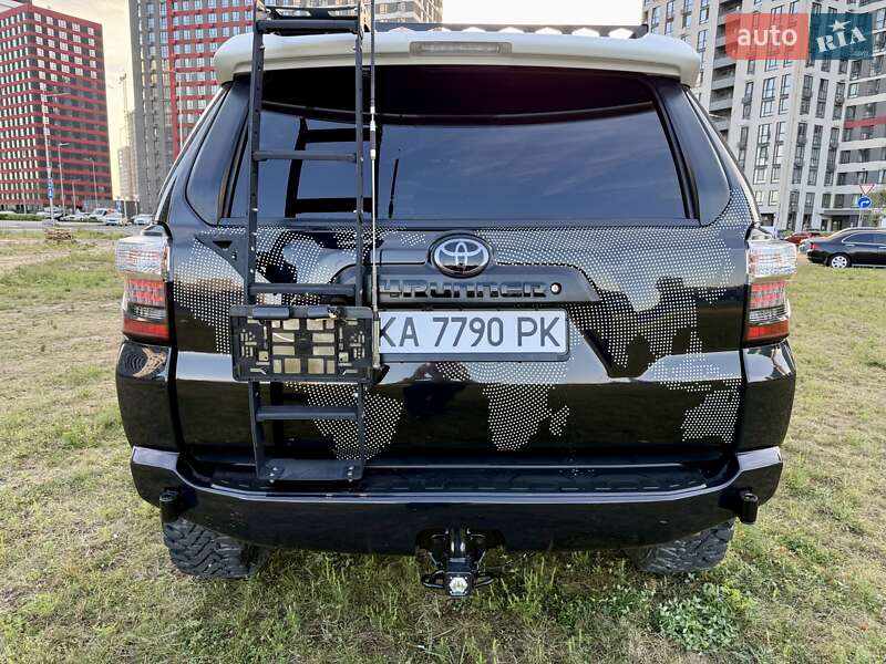 Позашляховик / Кросовер Toyota 4Runner 2017 в Києві фото 5 Позашляховик / Кросовер Toyota 4Runner 2017 в Києві