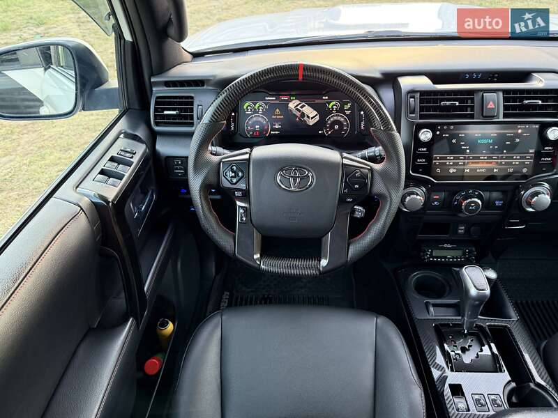 Позашляховик / Кросовер Toyota 4Runner 2017 в Києві фото 15 Позашляховик / Кросовер Toyota 4Runner 2017 в Києві