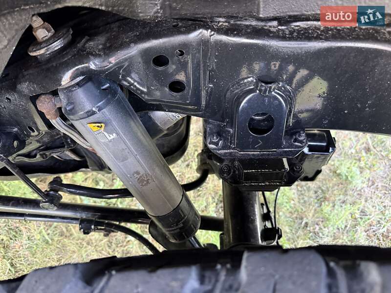 Позашляховик / Кросовер Toyota 4Runner 2017 в Києві фото 18 Позашляховик / Кросовер Toyota 4Runner 2017 в Києві