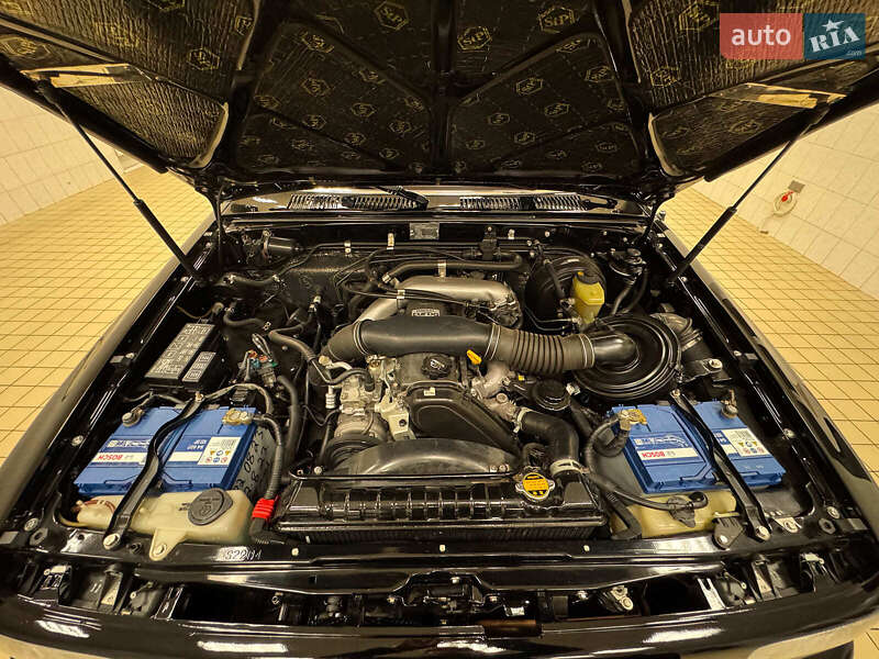 Внедорожник / Кроссовер Toyota 4Runner 1994 в Киеве