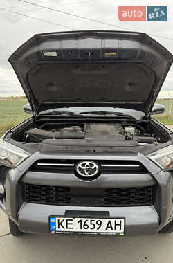 Внедорожник / Кроссовер Toyota 4Runner 2020 в 